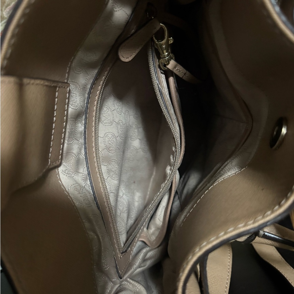 Michael Kors Brown Leather Satchel with Gold Chain - Picture 4 of 7